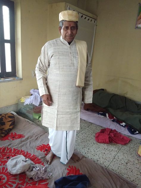 Groom’s Father ready for Sidhhant.. With Pag and Dhoti Dhuti Panjabi, Old Man, Pune, For Men, How To Wear, Quick Saves