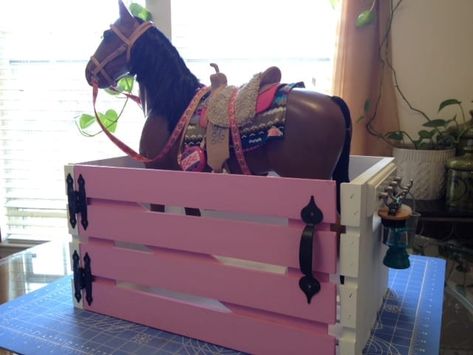 Toy Horse Stable, Diy Kids Tent, Doll Organization, Play Horse, American Girl Doll House, American Girl Diy, Girl Horse, American Girl Doll Furniture, American Girl Doll Diy