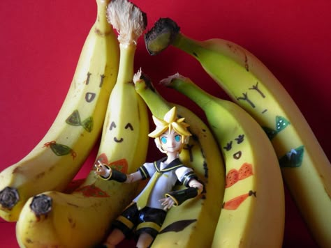 Kagamine Len Banana, Len Funny, Len Vocaloid, Len Y Rin, Vocaloid Len, Kagamine Twins, Kagamine Rin And Len, Vocaloid Funny, Vocaloid Characters