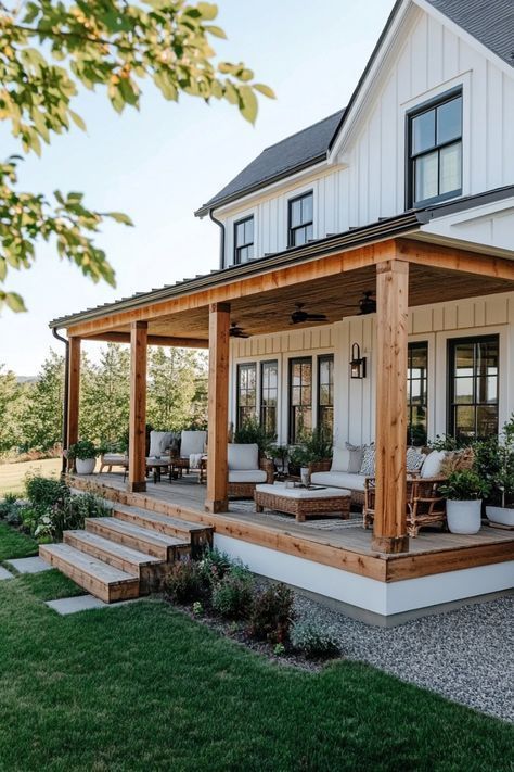 Farmhouse Modern Home Exterior, Homey Homes Exterior, Coastal Farmhouse House Exterior, Modern Farmhouse Decks, Farmhouse Foundation Ideas, Homes From Outside, White Shiplap Exterior Siding, Ranch House Inspiration, Farmhouse Modern House Exterior