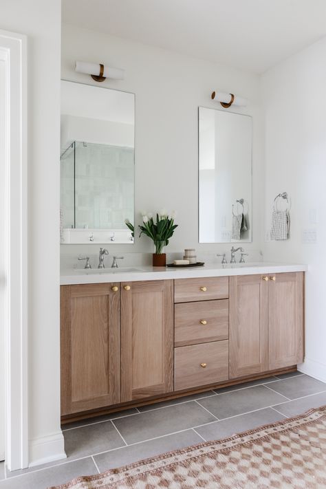 Bathroom Double Vanity Ideas, Oak Vanity Bathroom, Organic Modern Bathroom, Modular Bathrooms, Transitional Bathroom, Master Bath Remodel, Bathroom Design Ideas, Double Vanity Bathroom, Boys Bathroom