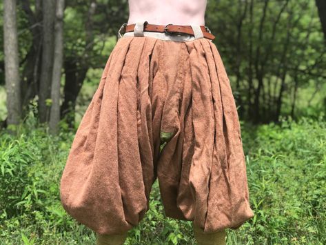 Viking Pants, Jedi Outfit, Aged Clothing, Medieval Europe, Scandinavian Fashion, Baggy Trousers, Medieval Clothing, Viking Age, Blue Trousers