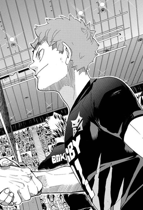 the timeskip really gives me goosebumps, look how our baby look fully grown up! ;-; Miya Atsumu, Hinata Shoyo, Haikyuu Ships, Haikyuu Manga, Haikyuu Fanart, Free Manga, Attack On Titan Anime, Haikyuu Anime, All Anime