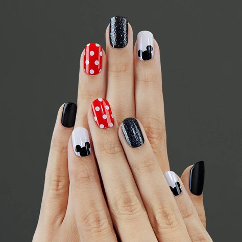 Black And Red Mickey Nails, Mickey Mouse Accent Nails, Disney Nails Red And Black, Nicky Mouse Nails, Mickey Mouse Clubhouse Nails, Red And Black Disney Nails, Black Mickey Nails, Mickey Nail Designs, Disney Nail Ideas Simple