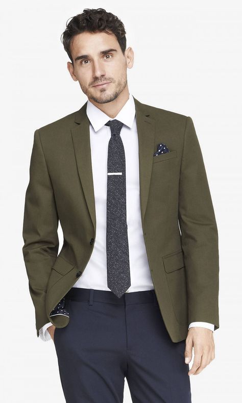 mixing colors #menswear #simplydapper #stylish Olive Blazer Outfit, Mens Professional Fashion, Mens Smart Outfits, Green Blazer Outfit, Olive Blazer, Stylish Business Outfits, Business Attire For Men, Olive Green Blazer, Men's Business Outfits