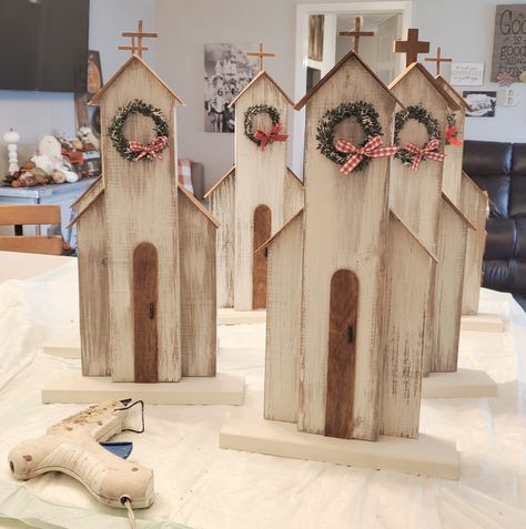 Today I'm working on churches for... - Sonia Kay Kreations Christmas Rustic, Christmas Makes, Diy Christmas, Christmas Decor, Christmas Decorations, Christmas, Christmas Décor