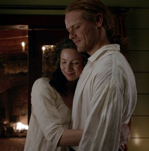 Claire Season, Fraser Clan, Gabaldon Outlander, James Fraser Outlander, The Fiery Cross, Outlander Claire, Outlander Quotes, Heartwarming Pictures, Outlander Book Series