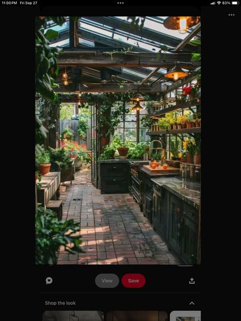 Greenhouse In House, Greenhouse Mudroom, Green House Kitchen, Solarium Kitchen, Dreamy Greenhouse, Greenhouse Cottage, Greenhouse Attached To House, Greenhouse Aesthetic, Conservatory Interiors