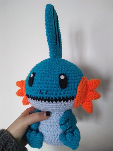 Mudkip Crochet Pattern Free, Crochet Mudkip Pattern Free, Mudkip Crochet Pattern, Crochet Mudkip, Pokémon Crochet, Car Crochet, Pokemon Crochet, Pokemon Crochet Pattern, Crocheted Animals