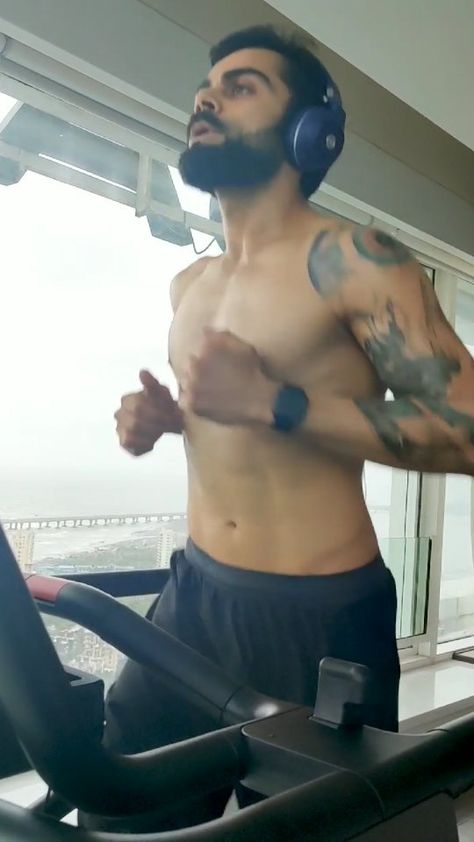 944k Likes, 7,479 Comments - Virat Kohli (@virat.kohli) on Instagram: “🤙🏼” Virat Kohli Body, Kohli Virat, Insta Reels, Virat Kohli, Gym, On Instagram, Instagram