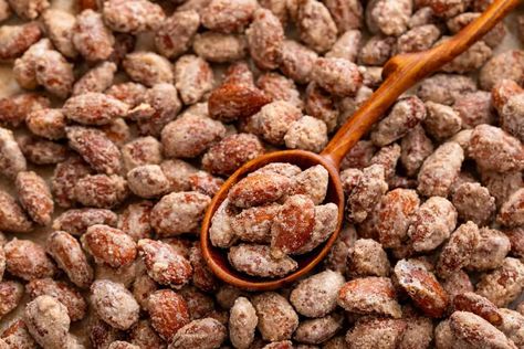 Candied Almonds Candied Almonds Recipe, Candy Almonds Recipe, Baking Nuts, Almonds Recipe, Spiced Almonds, Candied Almonds, Coconut Candy, Berry Farm, Nut Recipes