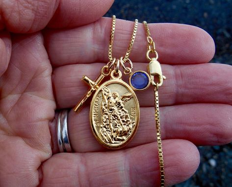 Box Chain Gold, St Michael Necklace, St Michael Medal, Michael Archangel, St Michael Pendant, Saint Michael, Catholic Jewelry, Jewelry Accessories Ideas, Confirmation Gifts