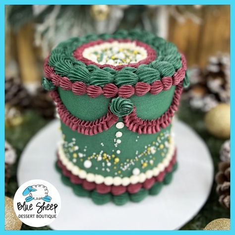 Christmas Lambeth Cake, Lambeth Cakes, Lambeth Cake, Holiday Cake, Holiday Sprinkles, Specialty Cake, Buttercream Filling, Incredible Edibles, Cake Gallery