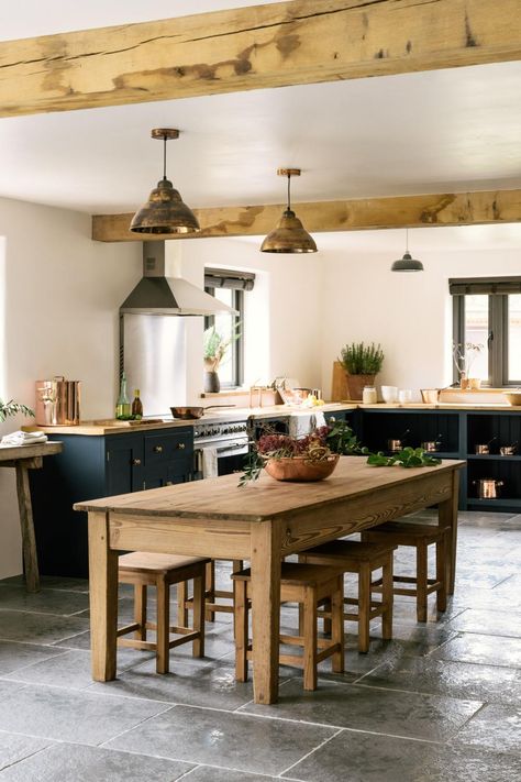 Barn Kitchen, Devol Kitchens, Island Table, Shaker Style Kitchens, Rustic Kitchen Decor, Farmhouse Style Kitchen, Modern Farmhouse Kitchens, Kitchen Space, Kitchen Style