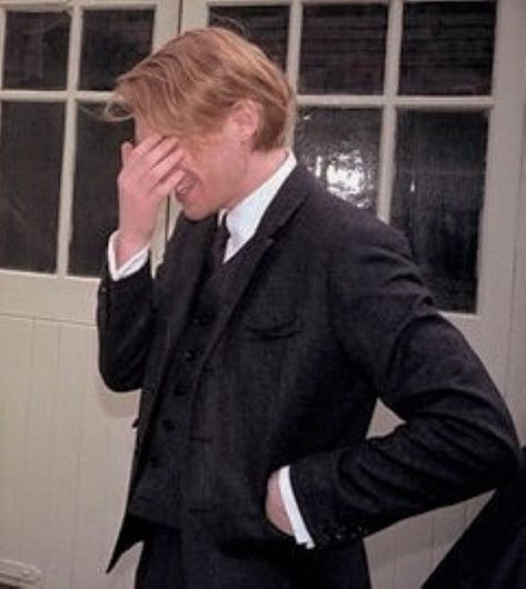 Domnhall Gleeson, Domhall Gleeson, Caleb Smith, Actor Au, General Hux, Domhnall Gleeson, Ginger Men, Dapper Gentleman, Gary Oldman