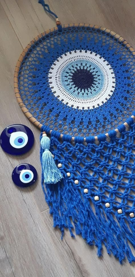 Evil Eye Dream Catcher, Evil Eye Crochet, Crochet Lace Scarf Pattern, Evil Eye Amulet, Dream Catcher Tutorial, Evil Eye Wall Hanging, Crochet Dreamcatcher, Dream Catcher Craft, Crochet Mandala Pattern