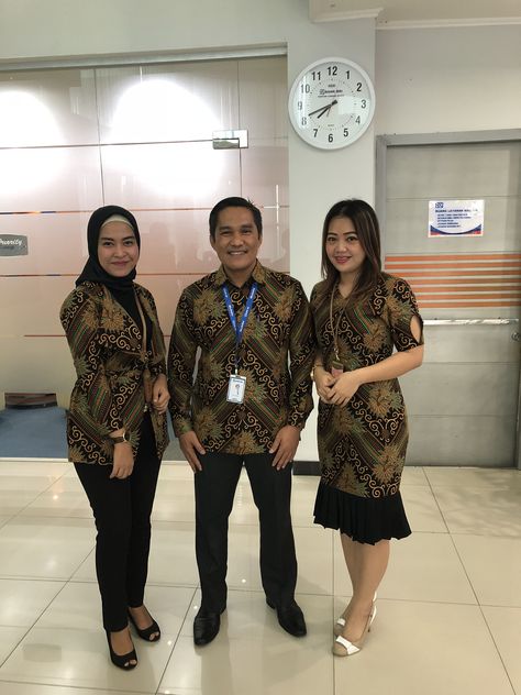 Batik For Office Look Batik Office Look, Batik Fashion, Office Look, Batik