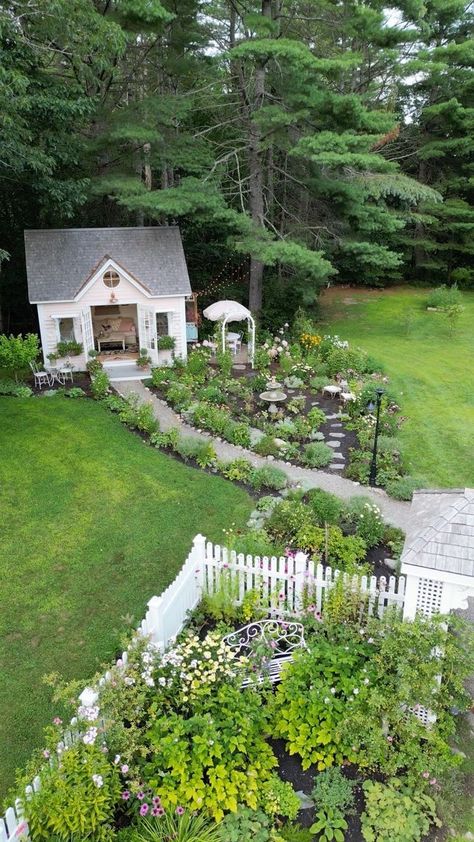 It’s still hard to believe it all began as a dream! This cottage garden has been such a labor of love! We laid it out with garden hoses in the fall of 2021 and it has grown into such an amazing space in only 2 years! Please follow along as we transform a new space into a greenhouse and surrounding gardens! I just can’t wait!! • #beforeandafter #gardening #garden #cottagegarden #cottage #gardendesignsideas #gardendesign #gardendesigns #cottagegardenstyle #cottagegardening #cottagegardening #gree Southern Cottage Garden, Greenhouse In Garden, Cottage Garden Backyard, Cottage Herb Garden, Greenhouse Landscaping, Cottage Yard, Cottage Landscaping, Cottage Style Garden, Flower Planting