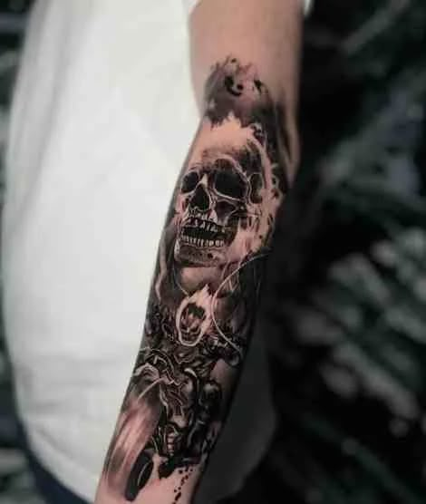 Gost Rider Tattoo, Dope Men Tattoos, Ghost Rider Tattoo Ideas, Ghost Rider Tattoo Design, Hey Tattoo, Rider Tattoo, Tattoo Ghost, Ghost Rider Tattoo, Nike Tattoo