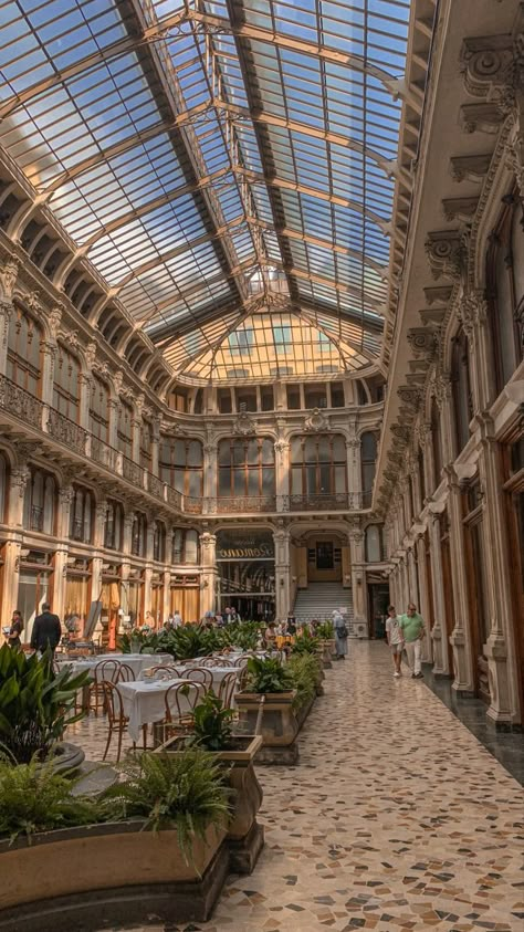 Toscana Outfit Autumn, Turin Italy Aesthetic, Badu Aesthetic, Italy Torino, Italia Aesthetic, Italy Turin, Italy Vibes, Torino Italy, Galleria Vittorio Emanuele Ii