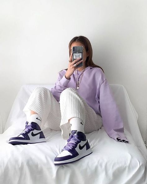 Purple Jordans Outfit, Purple Jacket Outfit, Purple Shoes Outfit, Purple Top Outfit, Nike Air Jordans Outfit, Lavender Outfit, Celebrity Casual Outfits, Jordan Outfit, Purple Fits