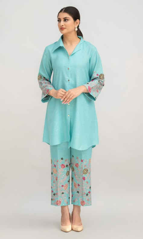 Buy Blue Linen Cotton Embroidered Aari Camp Collar Floral Kurta And Pant Co-ord Set For Women by Daljit Sudan Online at Aza Fashions. Ladies Cord Set Design, Linen Coord Set, Cord Set Design, Cord Set Outfit Women Indian, Cord Sets Outfit Women, Coord Sets For Women, Fashion Kurti, Tilla Embroidery, Indian Closet