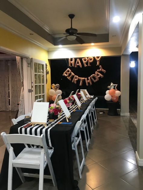 Birthday Sip And Paint Ideas, Sip And Paint Table Set Up, Paint And Sip Table Set Up, Sip And Paint Party Decorations, Paint And Sip Party Decorations, Sip And Paint Set Up Ideas, Paint And Sip Set Up, Paint And Sip Birthday Party Ideas, Kids Sip And Paint Party Ideas