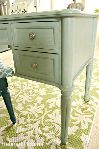 Annie Sloan Chalk Paint Colors Green, Anne Sloan Painted Furniture, Annie Sloan Chalk Paint Furniture, Sage Green Furniture, Annie Sloan Chalk Paint Colors, Annie Sloan Furniture, Chalk Paint Chairs, Annie Sloan Paint Colors, Green Painted Furniture