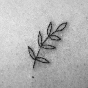 Nature Stick N Poke, Flower Stick And Poke Tattoo, Stick And Poke Tattoo Flower, Flower Stick And Poke, Stick N Poke Tattoos, Tiny Flower Tattoos, Stick And Poke Tattoo, Stick N Poke, Stick N Poke Tattoo