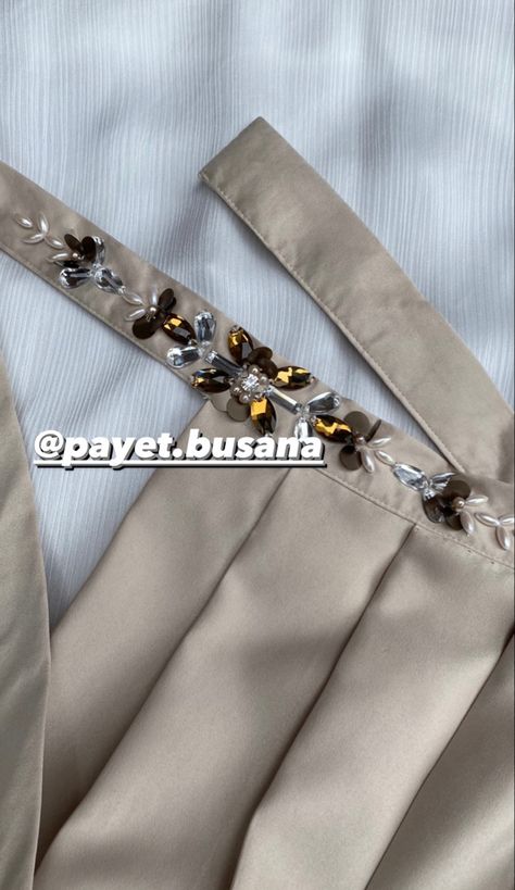 Payet Ban Pinggang, Payet Lengan, Payet Leher, Model Payet, Detail Couture, Manik Manik, Beading Ideas, Beading, Couture