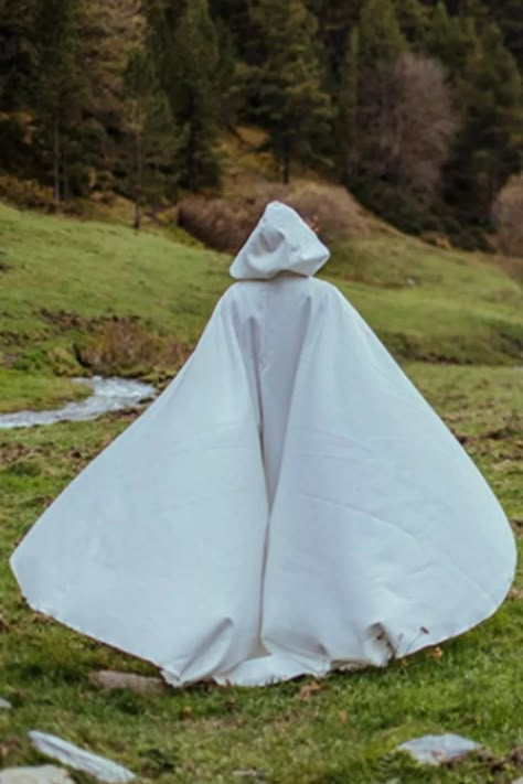 White Cloak Aesthetic, All Of Us Villains, Foster Aesthetic, White Cloak, Princess Cape, Sophie Foster, Cape With Hood, Wedding Cloak, Wedding Ambiance