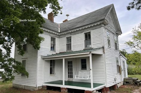 Save This Old Circa 1920 Smith Island Fixer Upper $45K - Old Houses Under $50K Private Boat, Glass Front Door, Kitchen Wallpaper, Old House Dreams, Crab Cakes, Historic Home, Rustic Feel, Island Life, Architectural Elements