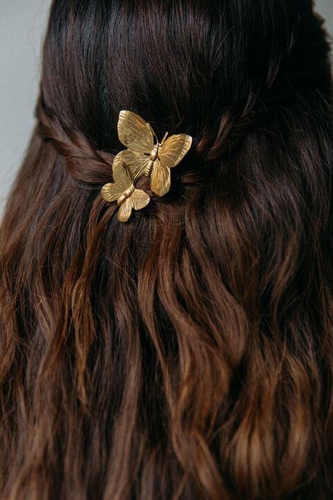 Hair Pins And Clips, Renn Faire Hairstyles, Pretty Hair Clips, Hair Pins Aesthetic, Vintage Hair Accessories, Bobby Pin, Aesthetic Hair, Hair Jewelry, Hair Lengths