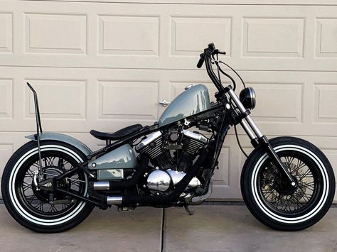 Noisemakergarage on Instagram: “Because of this bike, my neighbors are threatening to file a noise complaint. Glad @joepro1001 took it home #bobber #bobberstyle…” Kawasaki Vn800 Chopper, Vulcan Bobber, Moter Cycle, Motorcycle Baby, Sportster Motorcycle, Custom Motorcycles Bobber, Harley Davidson Sportster 883, Sportster Bobber, Car Part Furniture