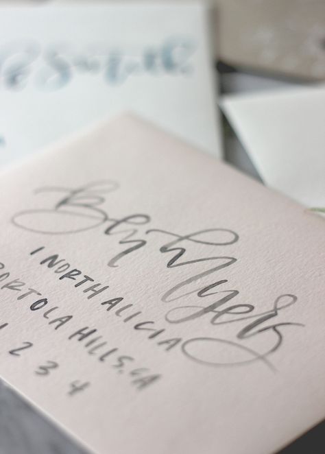 Hand Written Envelopes, Calligraphy On Envelopes, Fancy Envelope Addressing, Hand Written Addressed Envelopes, Handwritten Addressed Envelopes, Caligraphy Letter Envelope, Wedding Invitation Calligraphy Envelope, Letter Addressing, Hand Lettering Envelopes