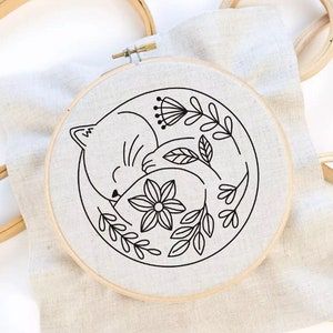 Punch Pano, Basic Stitches, Embroidery Template, Hand Embroidery Patterns Flowers, Basic Embroidery Stitches, Butterfly Embroidery, Pattern Embroidery, Hand Embroidery Pattern, Hand Embroidery Stitches