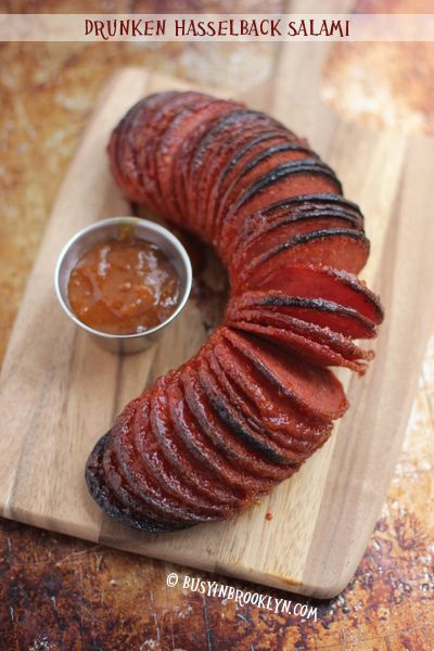 Hasselback Sausage, Hasselback Salami, Hard Salami Recipes, Baked Salami, Beef Salami, Salami Recipe, Salami Chips, Salami Recipes, Apricot Glaze