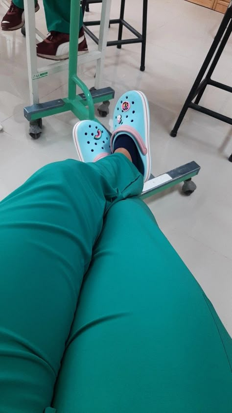 Crocs, scrub, nurse, nursing, hospital Nursing Crocs, Nursing Outfit, Scrub Nurse, Crocs Outfit, Medical School Life, Basic Anatomy And Physiology, Nurse Inspiration, Nurse Aesthetic, Med School Motivation