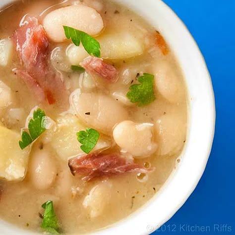 Potato Dill Soup, White Bean Ham Soup, Bean And Potato Soup, Bean Soup Crockpot, Leftover Ham Bone, Dill Soup, Supper Tonight, Filet Mignon Recipes, Ham And Potato Soup