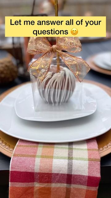 Kori Lowe on Instagram: "I received over 600 questions about my caramel apple recipe! While I couldn’t respond to each one individually, I’ve answered all your questions right here in this post. You can find the boxes I use in my Amazon Store (link in bio).

For the full recipe card, including cleaning instructions, visit my website at the link below:

https://korilowesweetlife.com/online-store/ols/products/easy-caramel-apple-recipe-card

#CaramelApples #FallRecipes #BakingTips #SweetTreats #EasyRecipes #HolidayBaking #RecipeCard #CaramelLovers #FoodieLife #CookingHacks #desserttable #easyrecipes #fallfestival #caramel" Apples Drizzled With Caramel, Rocky Mountain Caramel Apples, Fancy Caramel Apples, Carmel Apples Gourmet, Apples Filled With Caramel, Pretty Caramel Apples, Fall Caramel Apples, Caramel Apples Recipe, Caramel Apples Easy