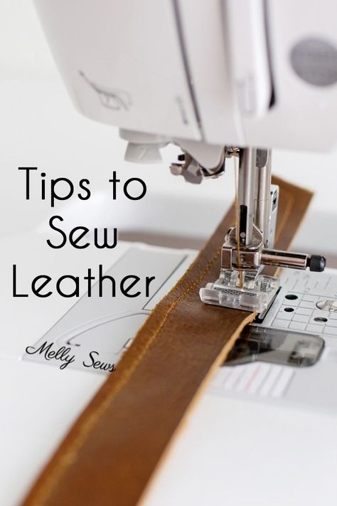 How to sew leather - tips and tricks for sewing leather successfully on a home sewing machine How To Sew A Leather Purse, Sewing A Leather Bag, Working With Leather Diy, Using A Sewing Machine For Beginners, Sewing Leather Bags Tutorials, Beginner Leather Projects Ideas, Leather Purse Patterns Free, Leather Tooling Patterns For Beginners, Leather Sewing Projects