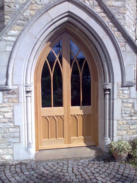 beautifully made gothic style church arch double doors Gothic Door, Church Door, Gothic Windows, Gorgeous Doors, Gothic Cathedrals, Stable Door, Wood Front Doors, Arched Doors, Cool Doors