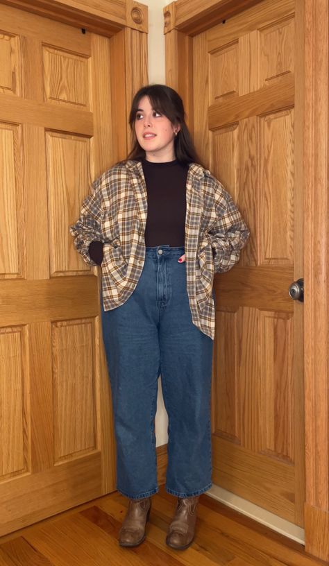 Modern Outfits With Cowboy Boots, Vintage Fall Outfits Plus Size, Autumn Outfits Aesthetic Plus Size, Mid Size Vintage Outfits, Mid Sized Fall Outfits, 90s Inspired Plus Size Outfits, Eclectic Grandpa Plus Size, Fall Outfits Aesthetic Plus Size, Midsize Autumn Fashion