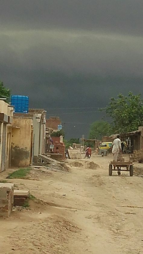 Village Morning, Wall Pepar, India Pic, Village Vibes, Punjab Culture, Village Aesthetic, City Life Photography, Beautiful Profile Pictures, Village Photos