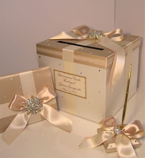 Quince Card Box Ideas, Quince Money Box Ideas, Champagne Quinceanera Theme, Gold Quinceanera Theme, Quince Gifts, Champagne Quinceanera Dresses, Quince Decor, Money Box Wedding, Quince Invitations