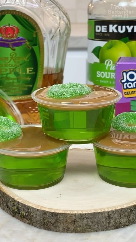 Caramel Apple Jello Shots Recipes, Apple Crown Jello Shots, Carmel Apple Jungle Juice, Carmel Apple Jello Shots Alcohol, Carmel Apple Jell-o Shots, Crown Apple Jello Shots, Green Apple Jello Shots, Caramel Apple Jello Shots, Apple Jello Shots