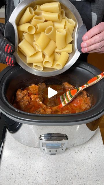 Food Dudes, Crockpot Pasta Recipes, Crockpot Pasta, Pasta Dish, February 15, Crockpot Recipes Easy, Learn To Cook, How To Cook, Recipes Easy