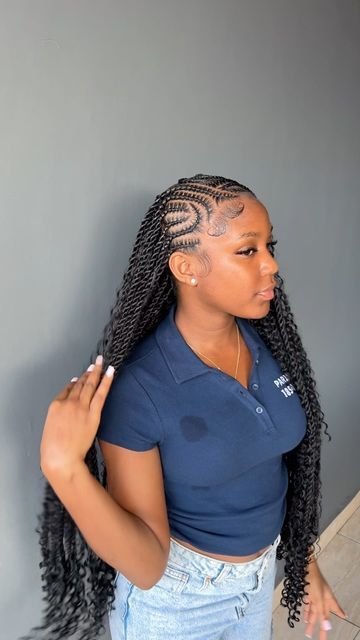 BRAIDZ AND BEYOND🤍 on Instagram: "Tap on the link in our bio to WhatsApp us. Book/walk-in available   Style: lemonade boho twist💕  #braidsbraidsbraids #braidsshoot #braids&beyond  #blackownedbusiness  #knotlessboxbraids #braidedhairstyles #feedinbraids #nycbraids #nycbraider #bronxbraider #bronxbraids #newyorkbraider #newyorkbraids #knotlessbraidsnyc #longbraids #stitchbraids  #braided  #blackgirlmagic #braidedponytail #models #beautifulwomen #braidsbraidsbraids #braidsatlanta #ghanabraidsmiami #ghanabraidstyles #ghanabraids   Disclaimer ‼️ I do not own the copy rights to this song" Lemonade Boho Twist, Lemonade Twists Hairstyles, Lemonade Boho Braids, Princess Braids, Ghana Braid Styles, Princess Braid, Braided Ponytails, Lemonade Braids Hairstyles, Pretty Hair Styles