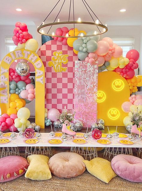 null Backdrop Lettering, 5 Is A Vibe, Vibe Party, Party Marquee, Hippie Birthday Party, Popcorn Cart, Birthday Sleepover Ideas, Photowall Ideas, Hippie Birthday