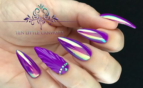 Luminaura Aurora by Social Claws pigment over neon purple with a shell nail design Mermaid Nail Ideas, Wedding Nail Polish, Mermaid Nail, Modern Nails, Mermaid Nails, Neon Purple, Nail Designs Glitter, Neon Nails, Girls Nails